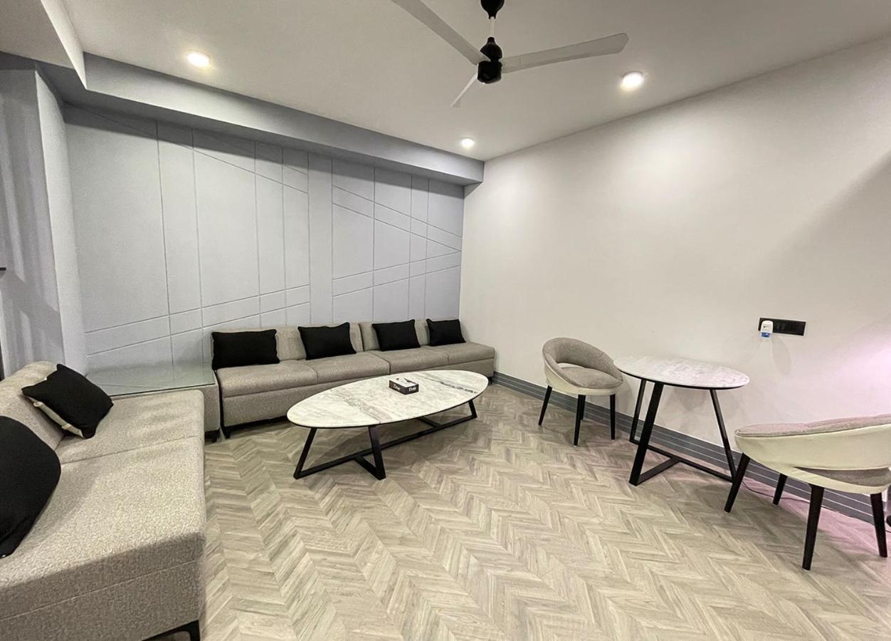 Bedchambers Serviced Apartments - Cyber City Gurgaon Exterior foto